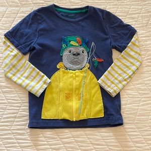 Mini Boden fisherman otter appliqué shirt